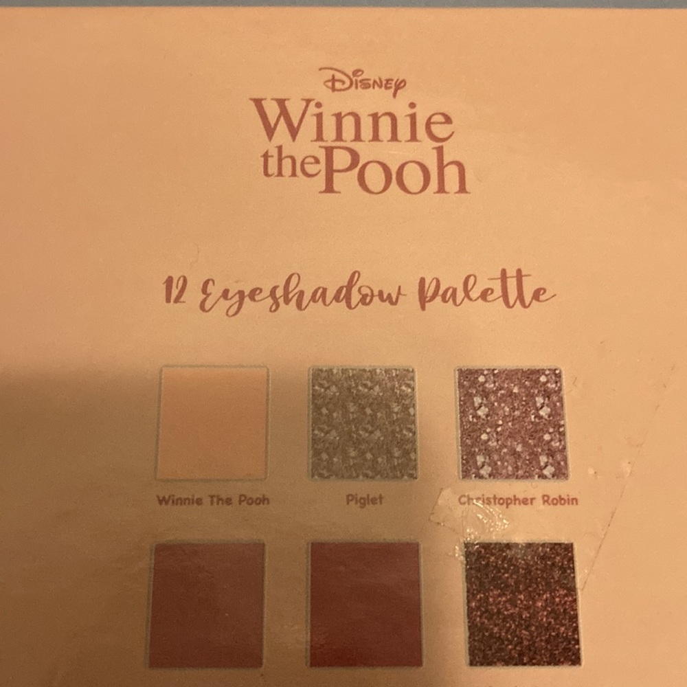 HP🎊🎊Winnie The Pooh Eyeshadow Pallet - Picture 7 of 10
